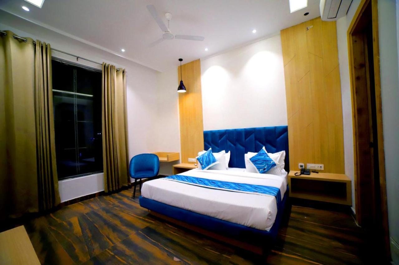 Hotel Diamond View Amritszár Kültér fotó